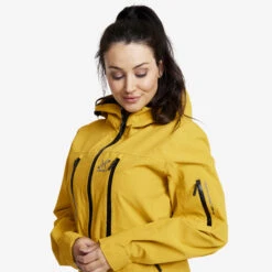 Whisper Jacket Women Lemon Curry -Truefit Wear Shop 051cf656 8d5d 42d0 84a8 956887bd8245