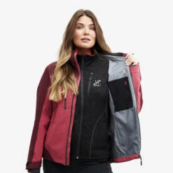 Silence Proshell Jacket Women Earth Red 13 Silence Proshell Jacket Women Earth Red -Truefit Wear Shop 31d5ea97 389b 4470 a530 26218cca7fe9