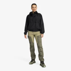 Whirlwind Jacket Women Black -Truefit Wear Shop 372b80e9 26e1 4459 b2f5 8b5dbd32cd9d