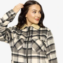 Lumber Jacket Women Tofu/Anthracite -Truefit Wear Shop 378ef581 b167 4a26 b3ba 6ae57e807a44