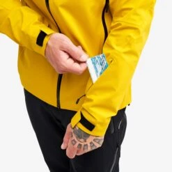 Cyclone Rescue Jacket 2.0 Men Lemon Curry 13 Cyclone Rescue Jacket 2.0 Men Lemon Curry -Truefit Wear Shop 9fadf52b fbe1 42cd 8257 5b9c40354c8c