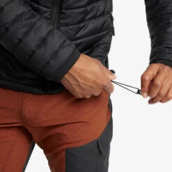 Radical Insulate Jacket Men Black -Truefit Wear Shop a645225a 87f7 4ea1 b2eb 1d11d5259303