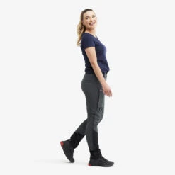 Silence T-zip Trousers Women Iron Grey/Rose -Truefit Wear Shop dcac97d4 251a 4404 b1f4 5043ebd7b436