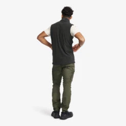 Essential Fleece Vest Men Black 10 Essential Fleece Vest Men Black -Truefit Wear Shop e1eb6330 34d5 4f87 89b5 01676fb2b487