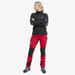 Fusion Fleece Women Black Edition -Truefit Wear Shop f870ffc1 796d 451b 867c 39c8ec80d1f0