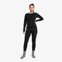 Outright Merino Top Women Black 7 Outright Merino Top Women Black -Truefit Wear Shop fb2c5f88 1a22 4eb3 a1d3 5443268aa4f2