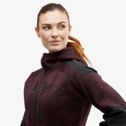 Tornado Hoodie Women Burgundy -Truefit Wear Shop fc8d53d3 6e66 4ba5 b448 a51fe11900f6
